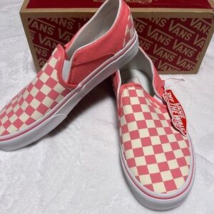 Strawberry checker board Vans women’s size 9